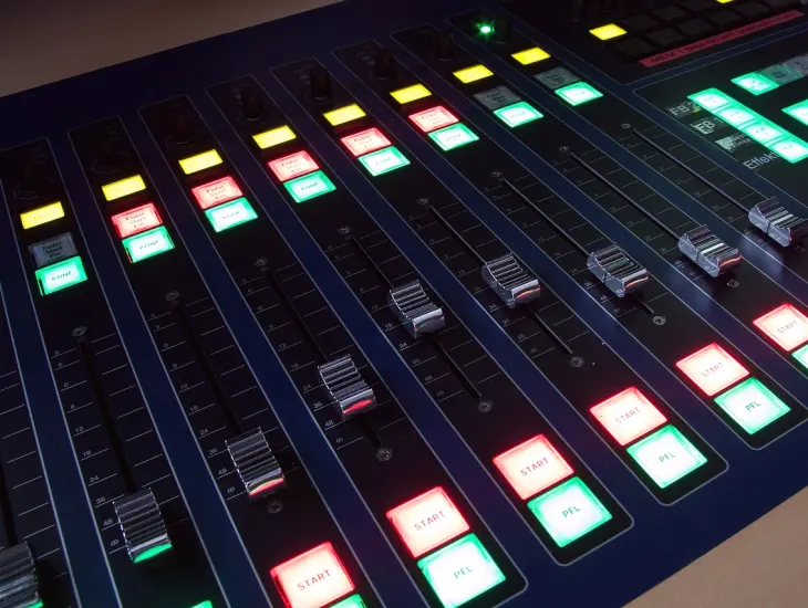 Routing and vision mixing